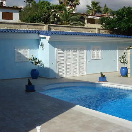 Pool Chayofa